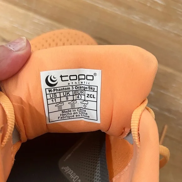 Topo Women's Orange/Sky Athletic Phantom 3 Shoes - Picture 9 of 11